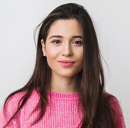 Portrait photo of Camila Garcia